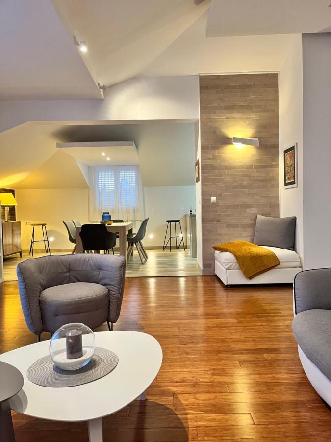 Sky - Beautiful Rooftop Apartment With Shared Pool Split Eksteriør billede